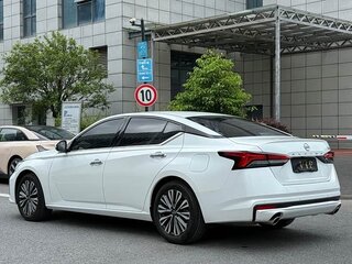 2025 Nissan Teana IV (L34), белый, 2011000 рублей, вид 4