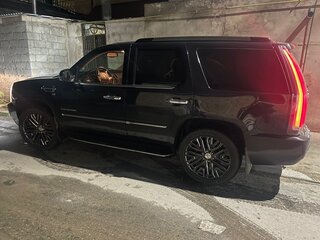 2012 Cadillac Escalade III, чёрный, 2600000 рублей, вид 4