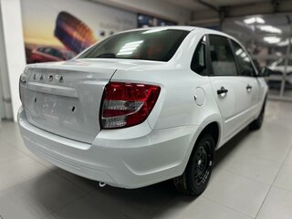 2026 Lada (ВАЗ) Granta I Рестайлинг, белый, 850000 рублей, вид 3