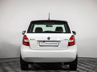 2013 Skoda Fabia II Рестайлинг, белый, 559777 рублей, вид 5