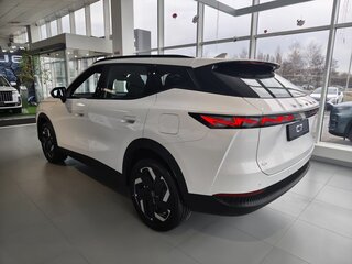 2026 Omoda C7, белый, 3499000 рублей, вид 4