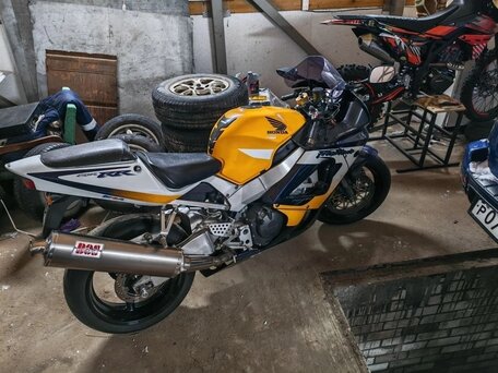2000 Honda CBR 929RR Fireblade, жёлтый, 500000 рублей, вид 1