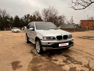2000 BMW X5 4.4i I (E53), серебристый, 750000 рублей, вид 1