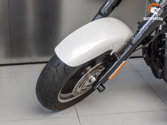 2011 Harley-Davidson Fat Boy, белый, 1016436 рублей - вид 12