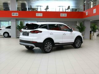 2022 Geely Atlas Pro, белый, 1690000 рублей, вид 4