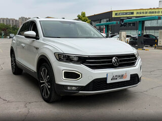 2022 Volkswagen T-Roc I Рестайлинг, белый, 1700500 рублей, вид 3
