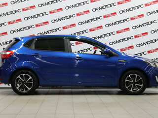 2013 Kia Rio 5-speed III, синий, 695950 рублей, вид 3