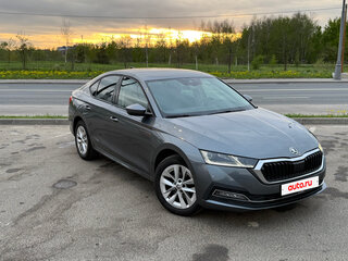 2021 Skoda Octavia IV (A8), серый, 2500000 рублей, вид 1