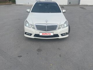 2011 Mercedes-Benz E-Класс 200 7G-Tronic IV (W212, S212, C207), белый, 1250000 рублей, вид 2