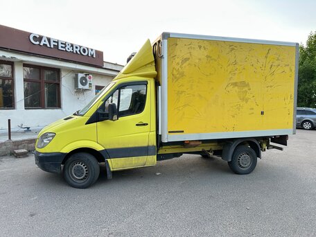 2013 Mercedes-Benz Sprinter, жёлтый, 1900000 рублей, вид 4