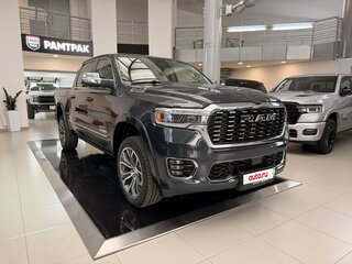 2026 Ram 1500 Crew Cab V Рестайлинг, синий, 10634170 рублей, вид 1
