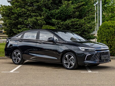 2025 BAIC U5 Plus, чёрный, 2055000 рублей, вид 3