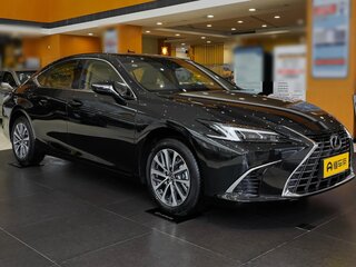 2026 Lexus ES 200 VII Рестайлинг 2, чёрный, 5715000 рублей, вид 3