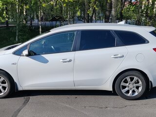2018 Kia Ceed II Рестайлинг, белый, 700000 рублей, вид 4