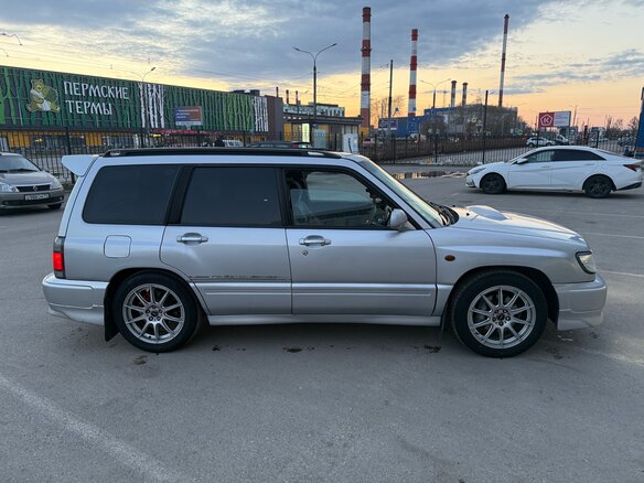 1998 Subaru Forester I, серый, 700000 рублей - вид 2
