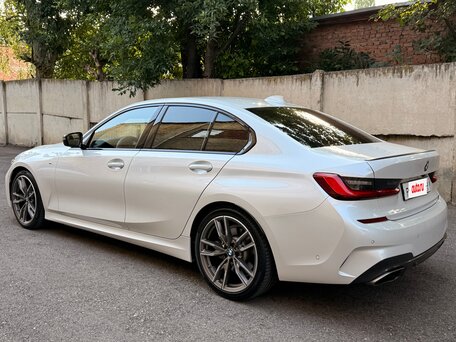 2019 BMW 3 серии 330i VII (G2x), белый, 3450000 рублей, вид 4