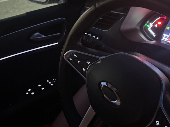 2021 Renault Samsung XM3, белый, 1900000 рублей - вид 3