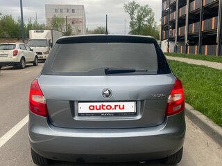 2013 Skoda Fabia II Рестайлинг, серый, 530000 рублей, вид 5