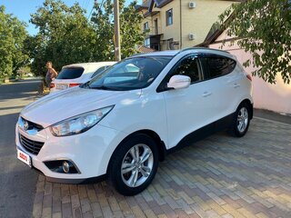 2012 Hyundai ix35 I, белый, 1550000 рублей, вид 2