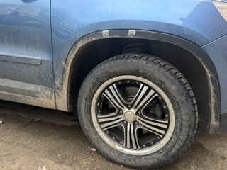 2011 Volkswagen Tiguan I, серый, 950000 рублей, вид 3