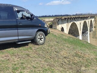 1995 Mitsubishi Delica IV, чёрный, 1500000 рублей, вид 5