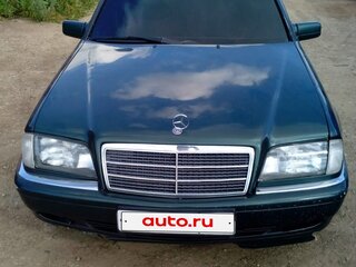 2000 Mercedes-Benz C-Класс 180 I (W202) Рестайлинг, зелёный, 200000 рублей, вид 4