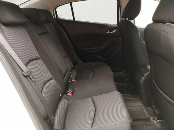 2016 Mazda 3 III (BM), белый, 1159000 рублей - вид 10