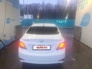 2016 Hyundai Solaris I Рестайлинг, белый, 1200000 рублей, вид 4