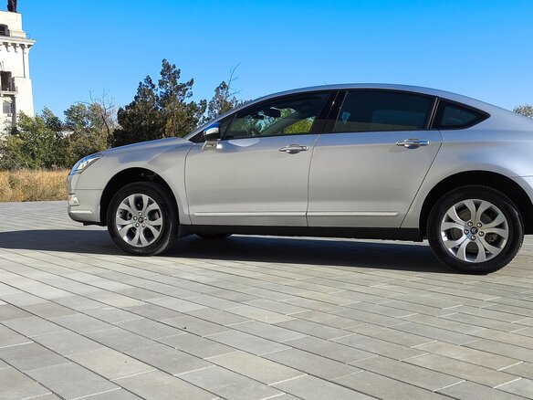 2011 Citroen C5 II, серебристый, 1100000 рублей - вид 29
