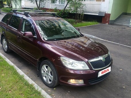 2012 Skoda Octavia Czech market II (A5) Рестайлинг, пурпурный, 720000 рублей, вид 1