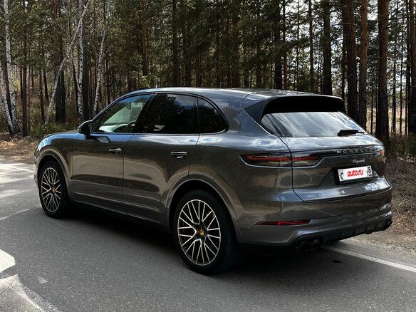 2021 Porsche Cayenne III, серый, 5800000 рублей - вид 8
