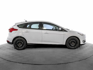2018 Ford Focus III Рестайлинг, белый, 970000 рублей, вид 4