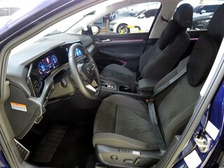 2023 Volkswagen Golf VIII, синий, 2300777 рублей, вид 5