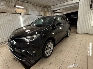 2018 Toyota RAV4 IV (XA40) Рестайлинг, чёрный, 2500000 рублей, вид 1