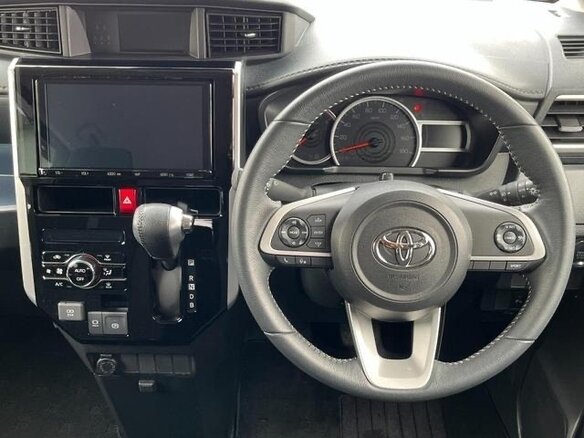 2022 Toyota Roomy I Рестайлинг, чёрный, 900000 рублей - вид 8