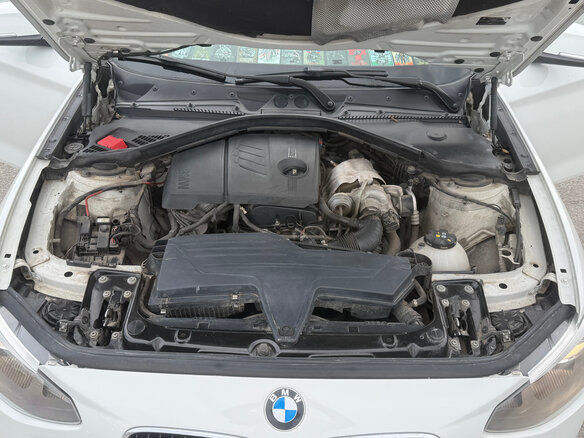 2013 BMW 1 серии 116i II (F20/F21), белый, 1100000 рублей - вид 12