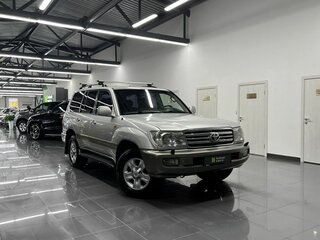 2005 Toyota Land Cruiser 100 Series Рестайлинг 2, серебристый, 2490000 рублей, вид 5