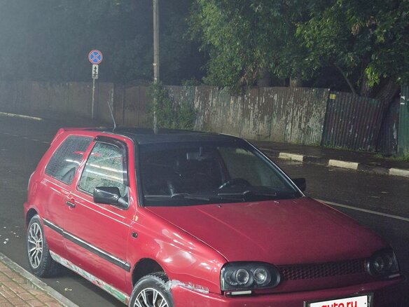 1995 Volkswagen Golf III, красный - вид 2