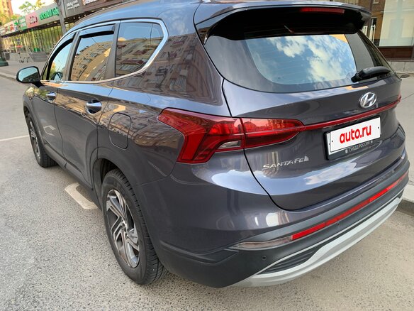 2020 Hyundai Santa Fe IV Рестайлинг, серый, 3190000 рублей - вид 3
