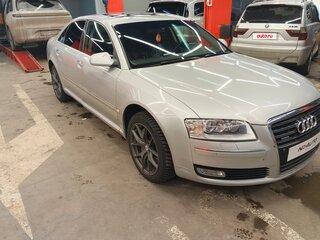 2002 Audi A8 II (D3), серебристый, 1500000 рублей, вид 4
