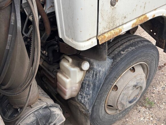 2008 Isuzu Elf (N-series), белый, 1200000 рублей - вид 9