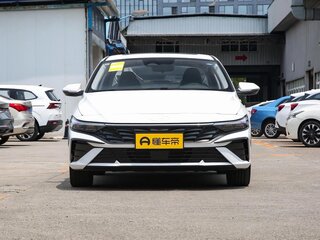 2026 Hyundai Elantra VII (CN7) Рестайлинг, белый, 1930000 рублей, вид 2