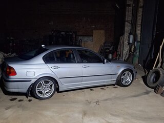 2004 BMW 3 серии 325i IV (E46) Рестайлинг, серебристый, 890000 рублей, вид 4