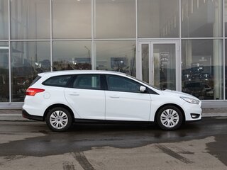 2018 Ford Focus III Рестайлинг, белый, 920000 рублей, вид 5