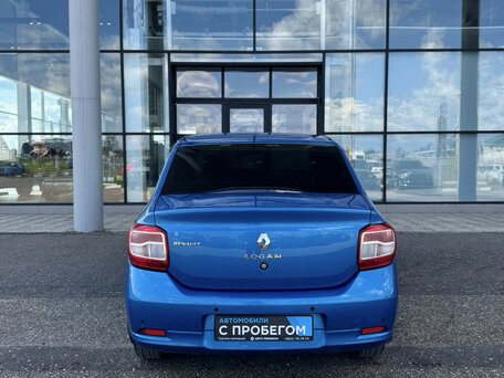 2017 Renault Logan II, синий, 800000 рублей, вид 4