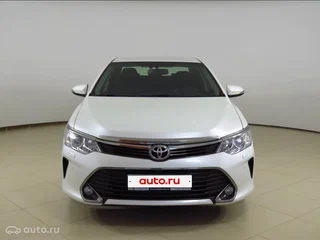 2015 Toyota Camry VII (XV50) Рестайлинг, белый, 1700000 рублей, вид 2