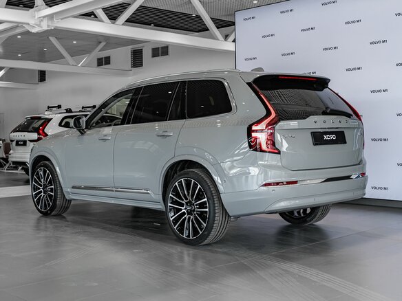2026 Volvo XC90 B5 II Рестайлинг 2, серый - вид 3