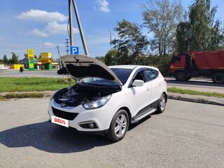 2013 Hyundai ix35 I, белый, 1800000 рублей, вид 2