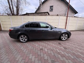 2009 BMW 5 серии 520d V (E60/E61) Рестайлинг, серый, 1200000 рублей, вид 3