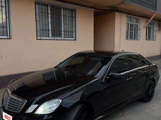 2012 Mercedes-Benz E-Класс 200 7G-Tronic IV (W212, S212, C207), чёрный, 1300000 рублей, вид 1